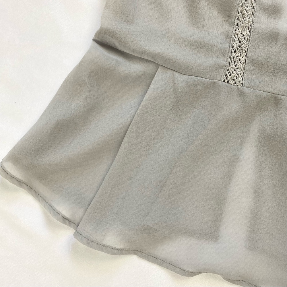 Athro FINN & CLOVER Sheer Gray Lace Trim Peplum Blouse Size M-Juniors (EUC) - Picture 5 of 14